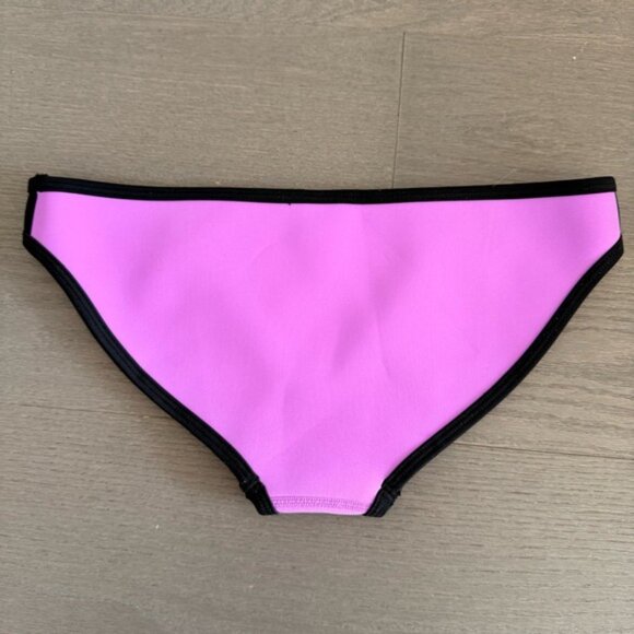 Triangl Swimwear Colorblock Bikini - Picture 9 of 11